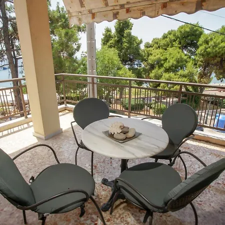 Irini's Sea View 145m2 * Nea Michaniona