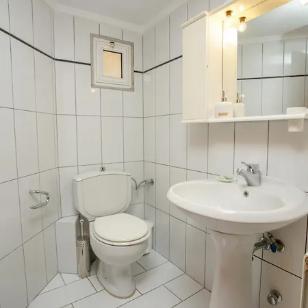 Irini's Sea View 145m2